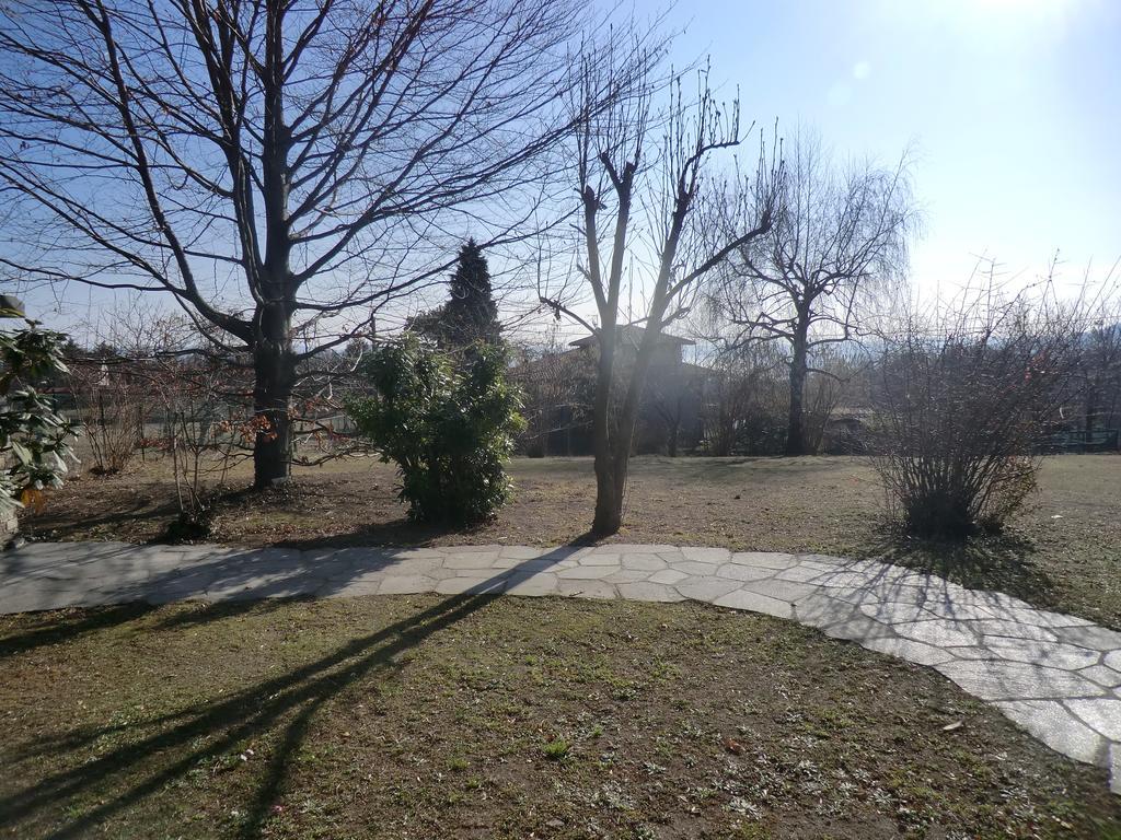 Villa Cadeloro Nebbiuno Exterior foto