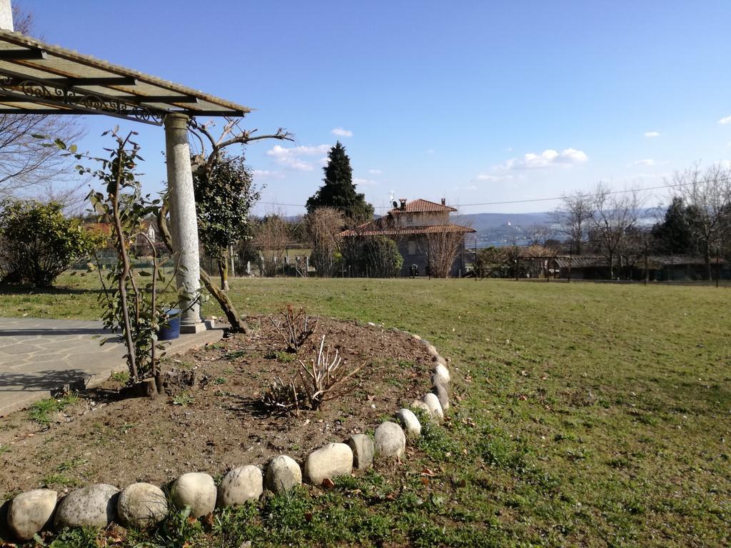 Villa Cadeloro Nebbiuno Exterior foto