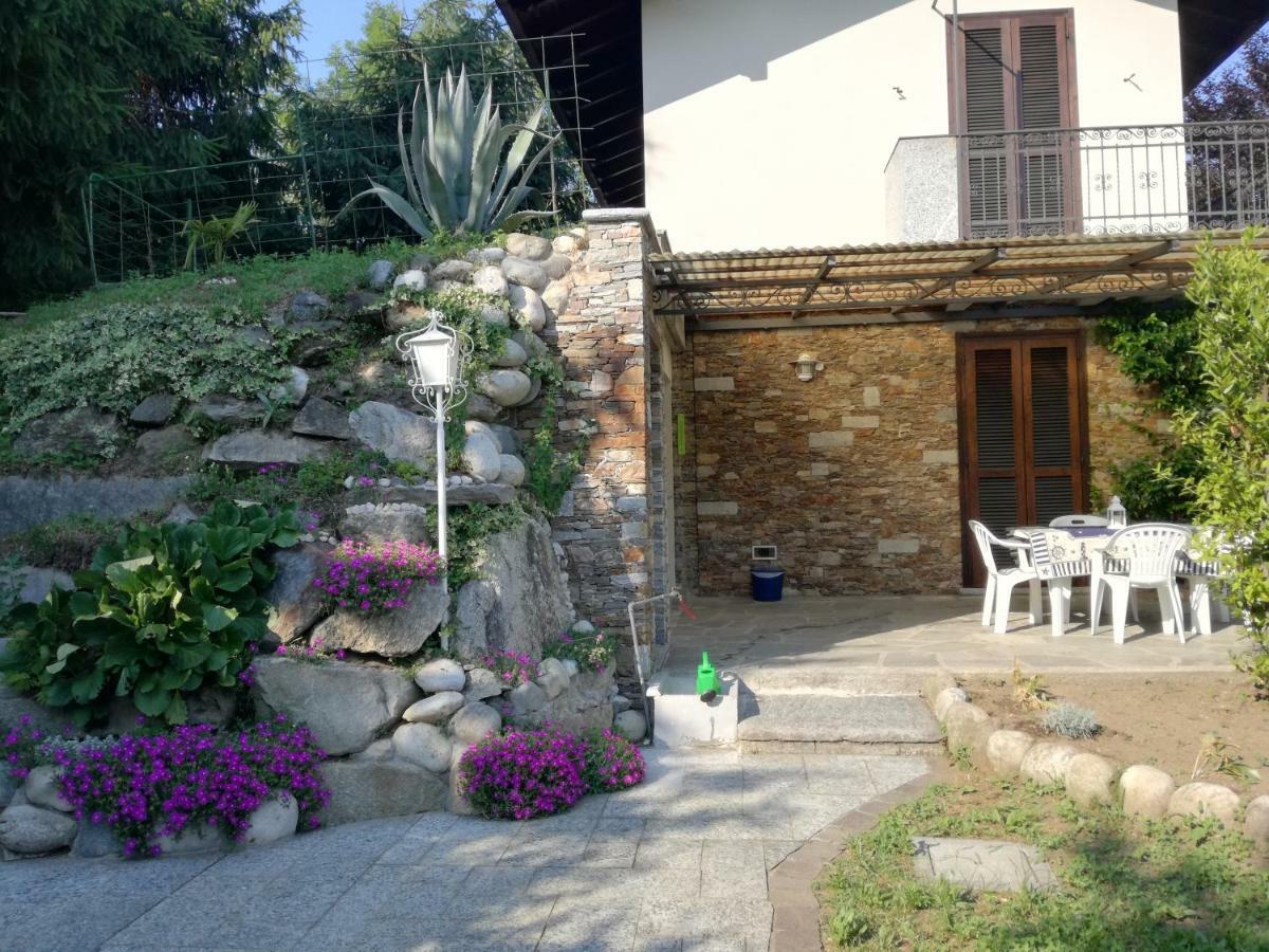 Villa Cadeloro Nebbiuno Exterior foto