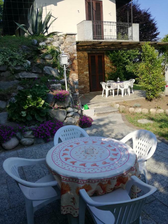 Villa Cadeloro Nebbiuno Exterior foto